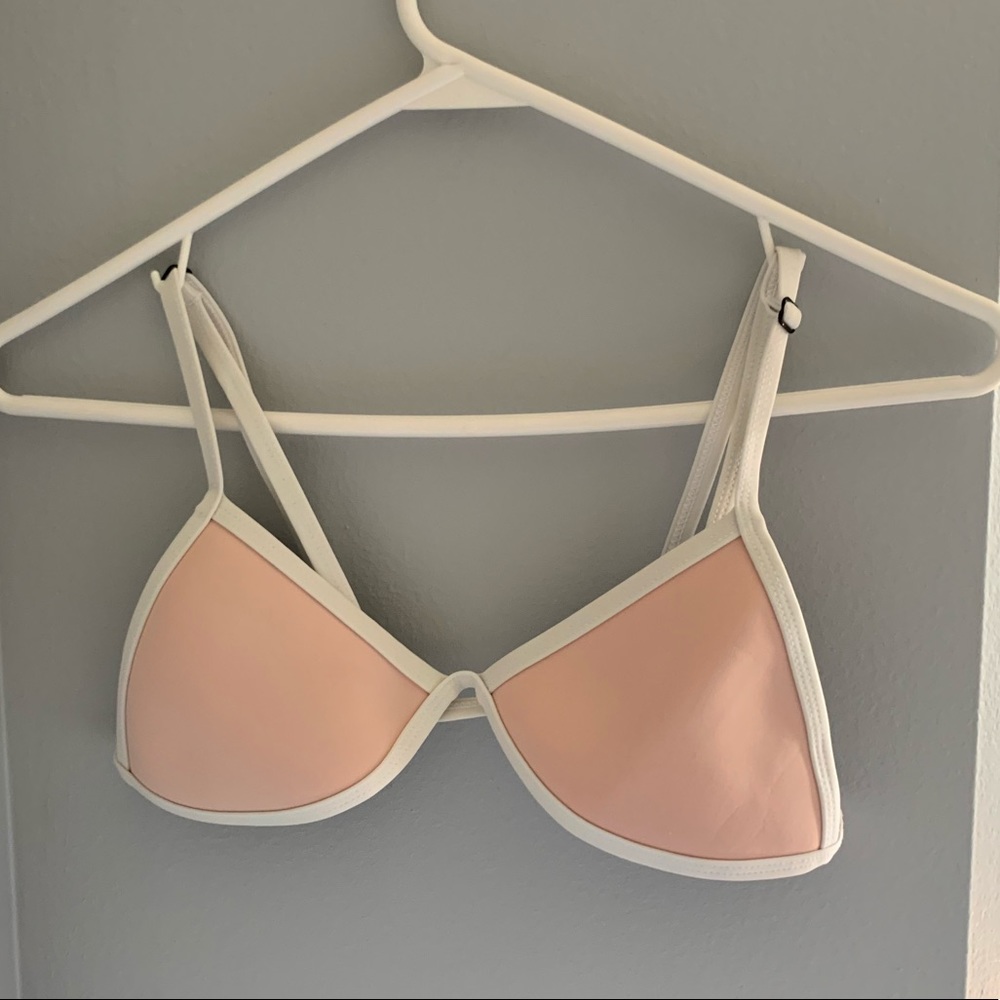 HOAKA SWIMSUIT TOP